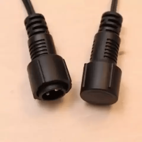 Outdoor Lichterkette mit G40 LED-Glühbirnen | Wasserdichte Außenbeleuchtung - Preview GIF