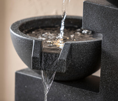 Dehner Gartenbrunnen Samson, Terassenbrunnen frostbeständig, Brunnen für Außen, mit LED Beleuchtung, ca. 100 x 54.5 x 54.5 cm, Polyresin, schwarz