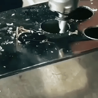 6tlg. Metallbohrer-Set mit Hartmetallspitze 16-32mm: Lochsägen für Metall und Holz (Preview GIF)